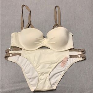 Victoria’s Secret bathing suit 34 B, M